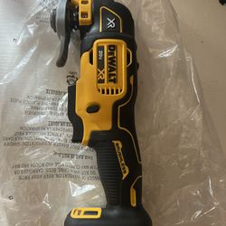 DeWalt DCS356 20V XR Brushless Cordless Oscillating Multi-Tool Tool only 