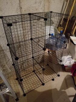 Cube shelve great condition