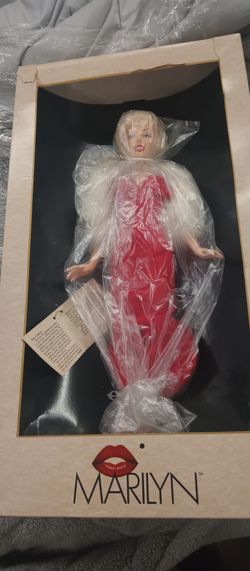 Marilyn Monroe Doll Collectors