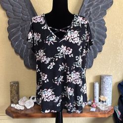 Lily Morgan Floral Tee Shirt
