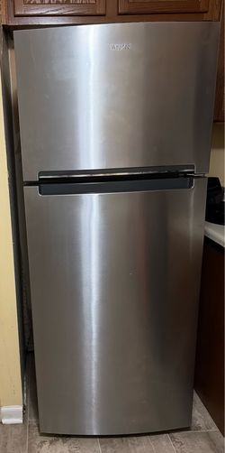 Whirlpool Refrigerator for sale.