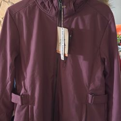 Women’s Weatherproof Jacket