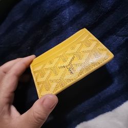 Goyard Saint Sulpice  cartera wallet amarillo guarda tarjetas multi pockets pequeño minimalist