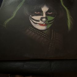  Beautiful Kiss Record