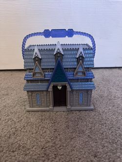 Disney’s Frozen Animator’s Collection Playset