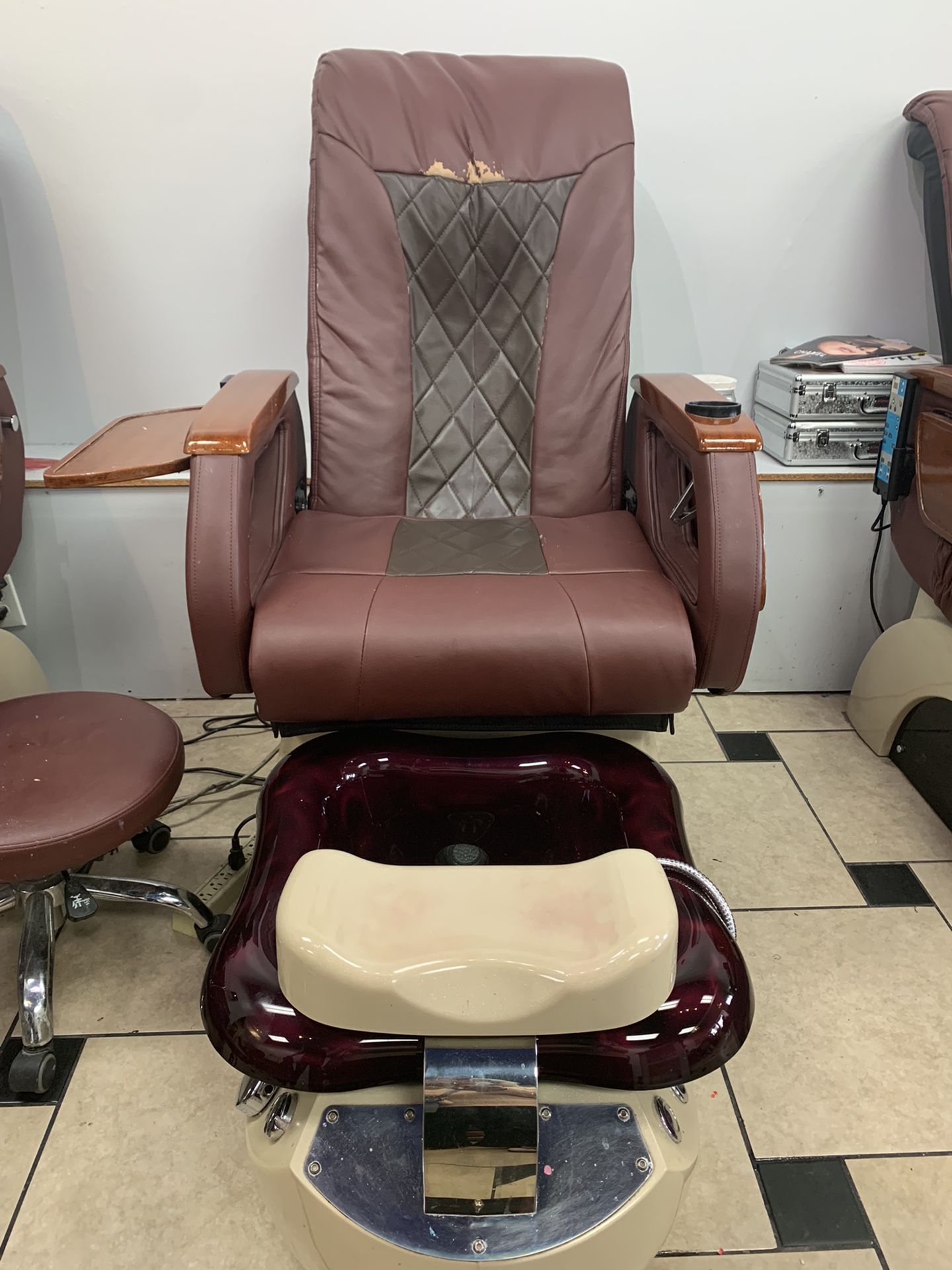Nail Salon Furniture Everything Must Go!!! Spa Chairs And Such for Sale in  Chino, CA - OfferUp