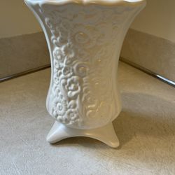 Vintage Hull Off White Vase 