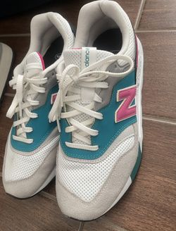 Men’s New Balance Like New Size 8.5