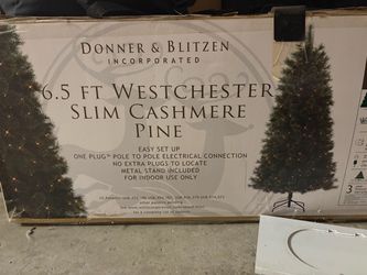 Donner & Blitzen 6.5 ft Slim Cashmere Pine Tree