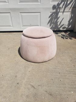 Storage Seat Or Storage Ottoman