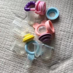 Silicone Infant Snack Feeder