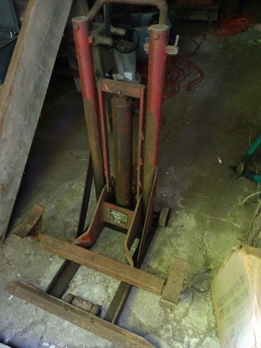Bumper Jack Car