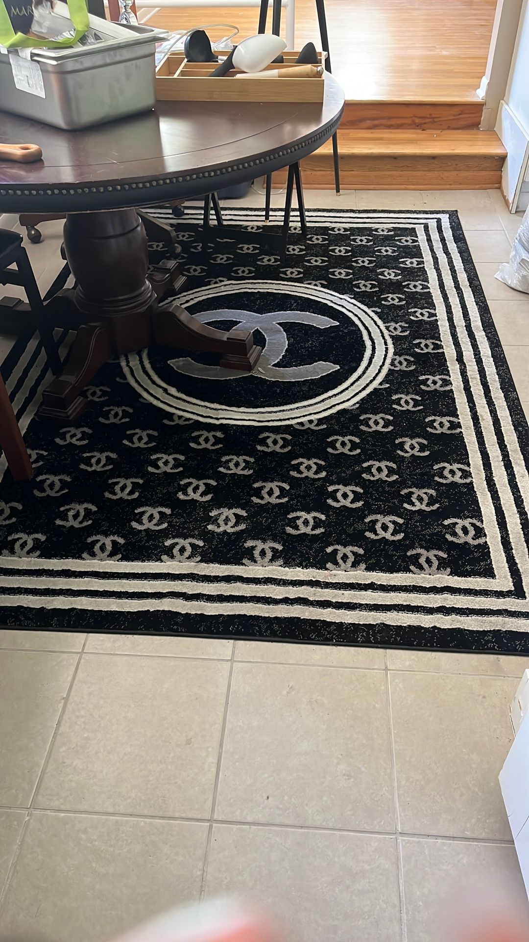 Couch And Carpets