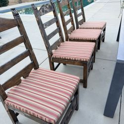 8 Patio Chairs