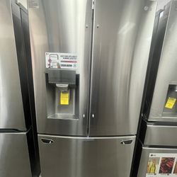 Memorial Day Sales/ Out Of Box Never Used French Door Refrigerator With Dual Ice Maker 