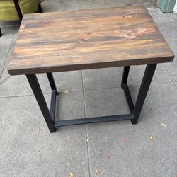 Compact Writing Desk