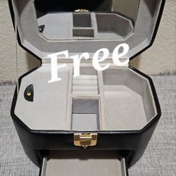 Free Jewelry case