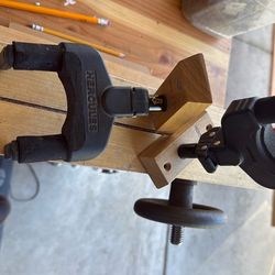 Hercules guitar/instrument hangers