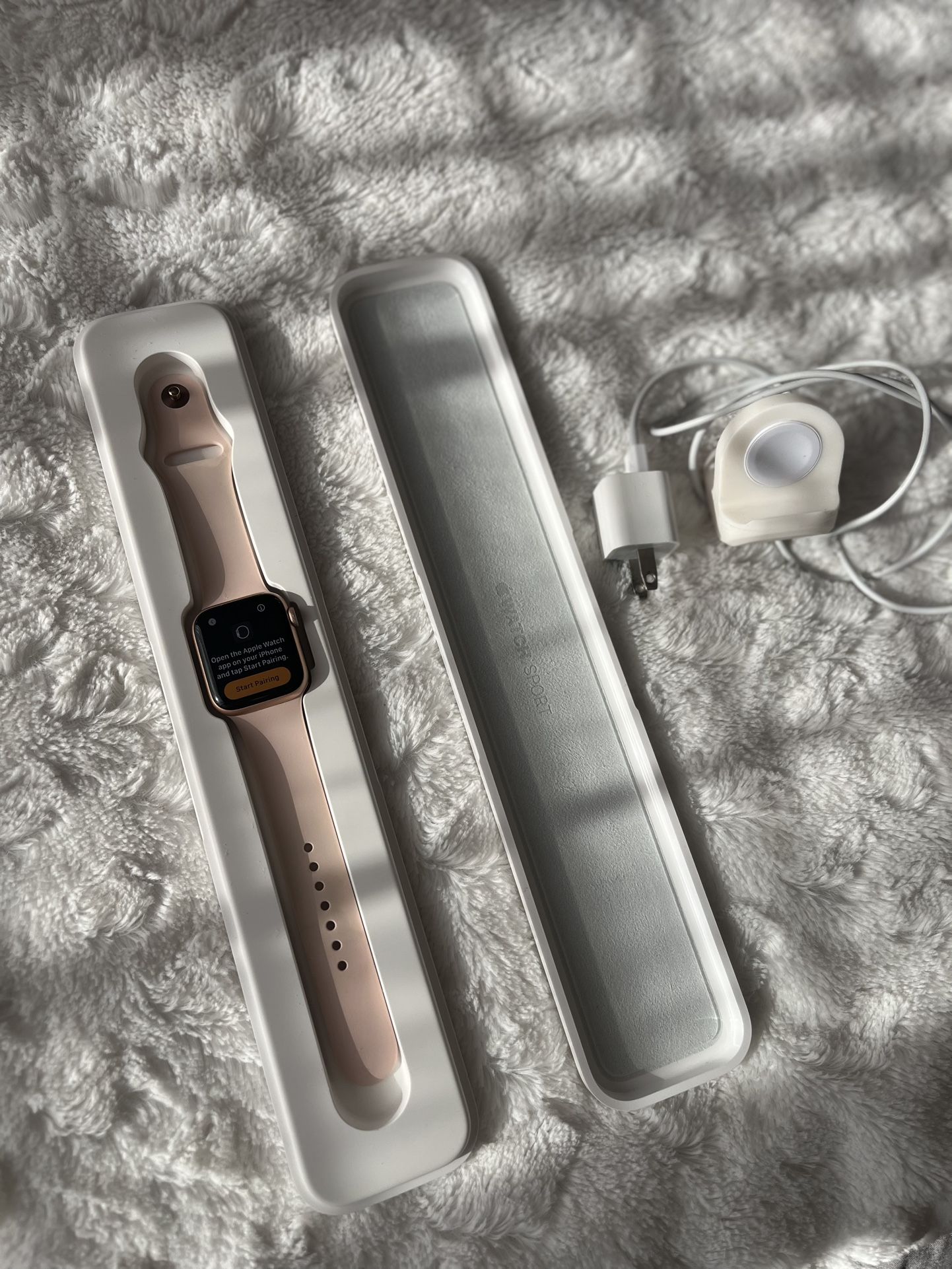 Pink Apple Watch Series 4