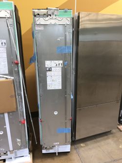 Upright freezer column unit from Thermador
