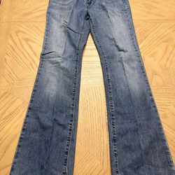 Woman’s Jeans