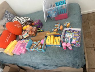 Squishy, dumpling , and more goodies