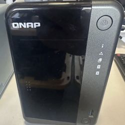 AQNAP TS-x53D NAS + 12TB Storage + 2x NVMe 500GB – 2.5GbE High Speed – Plex Server Ready