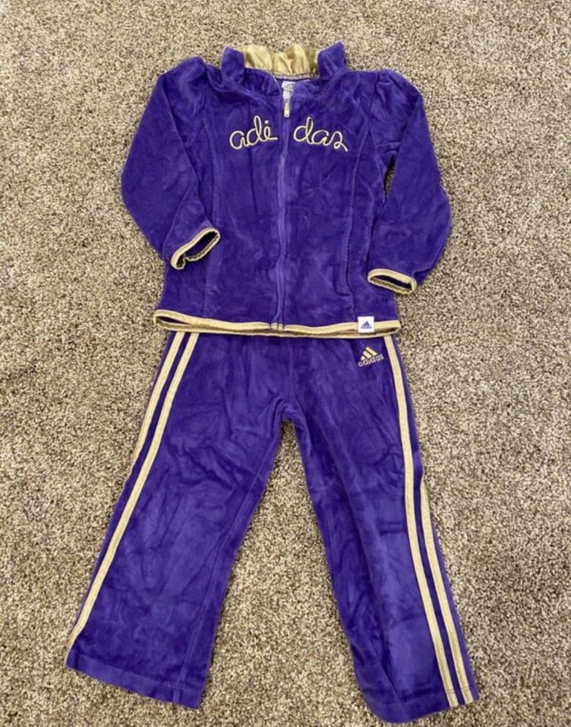 Toddler Girls 4T matching athletic sets lot