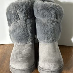 New White Mountain Gray Faux Fur & Suede Mid-Calf Boots Warm Comfortable Nice