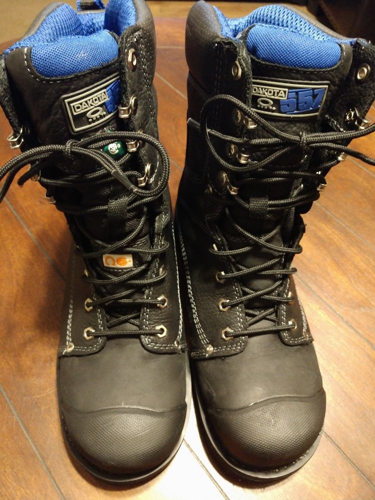 Dakota 557 Work Boots 9 1/2 wide