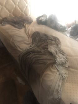 Twin Size Bed For Sale !!!