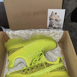 Female Shoes 
