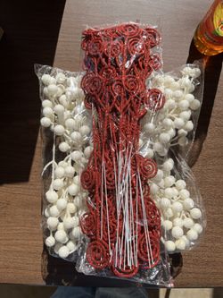 80 piece red/white craft set - wedding/christmas