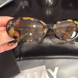 QUAY “FELT CUTE” SUNGLASSES (BRAND NEW)