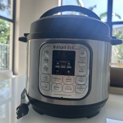 Instant Pot Duo Mini 3-Quart Pressure Cooker