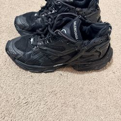 Balenciaga Runner 