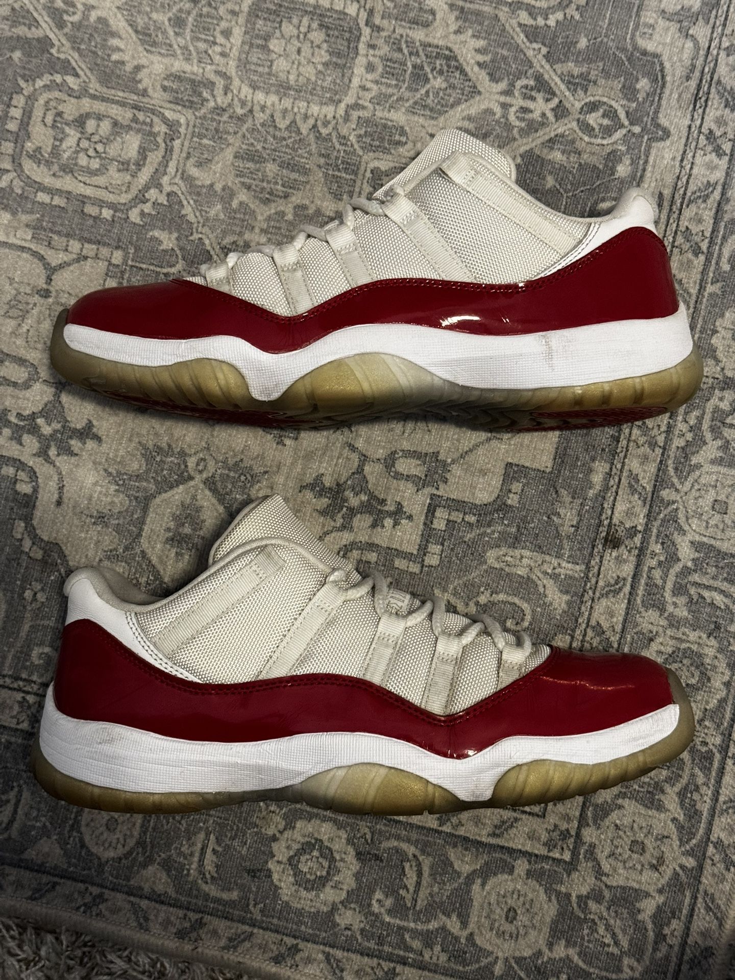 Air Jordan 11 Low Cherry 2016 Size 10