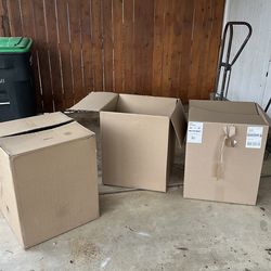 Free moving boxes