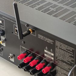 Yamaha RX-V481 5.1 Channel 4K Ultra HD HDCP 2.2 Home Theater Stereo Receiver