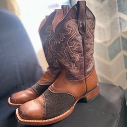 White Diamond Mens Bull Neck Boot 