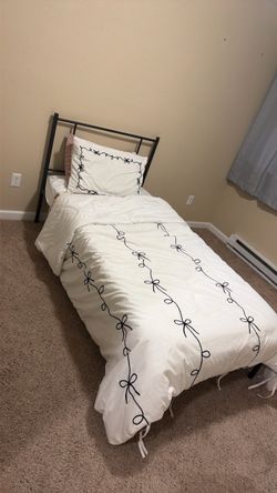 Twin Bed Frame  with memory mattress