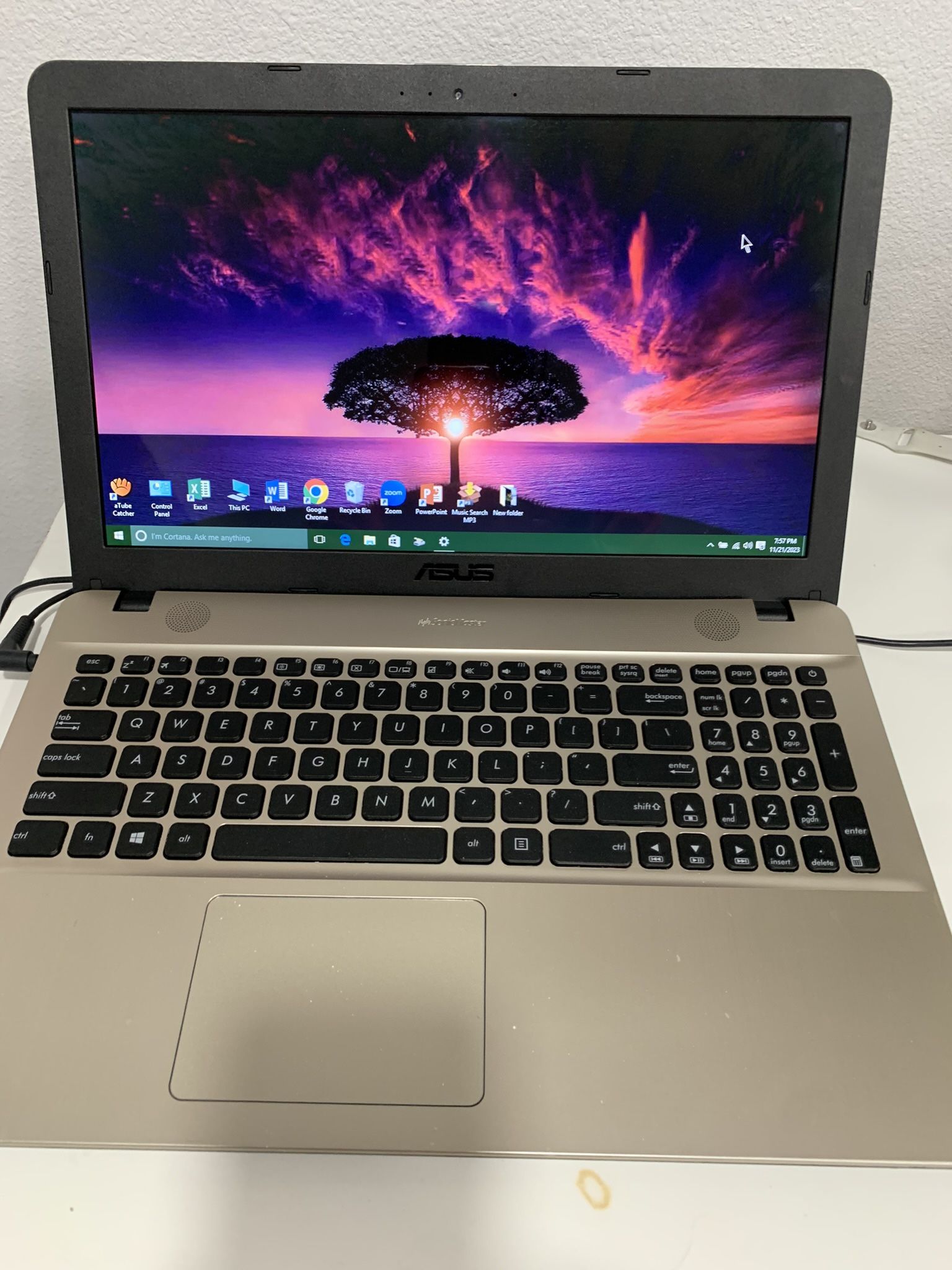 ASUS model # X541NA OPEN BOX SUPER FAST and FULLY LOADED. with MICROSOFT 2019 INSTALL And ACTIVATED ( No Subscription Needed)