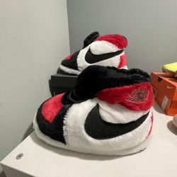 Nike Slippers 