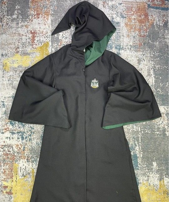 Universal Studios Slytherine And Hufflepuff Robes New