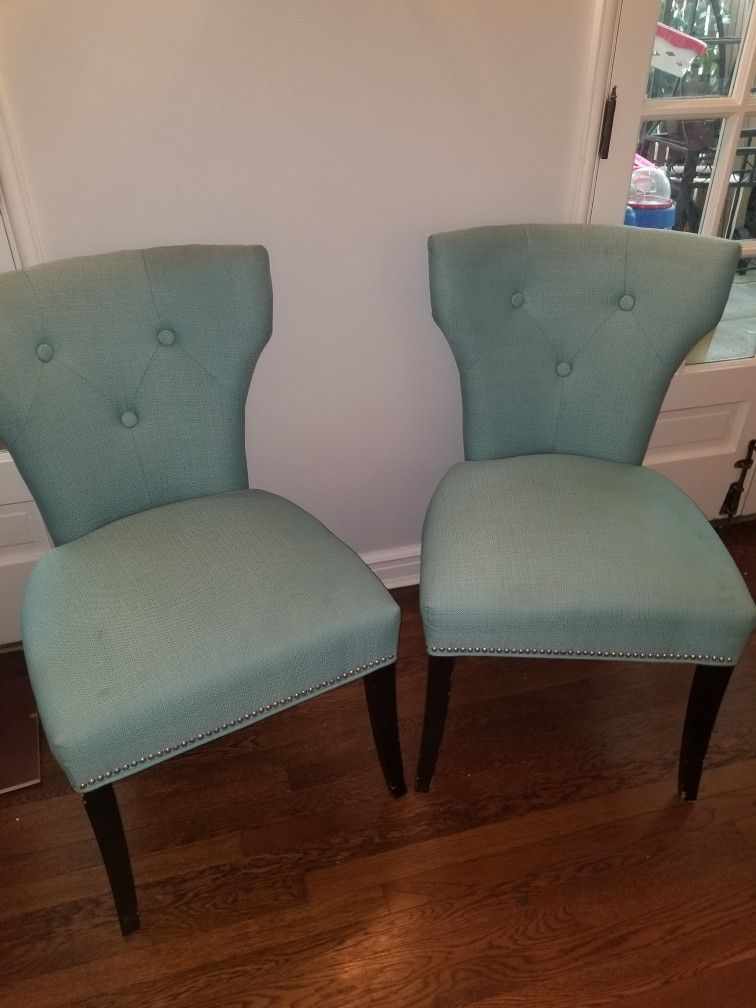 2 Chairs