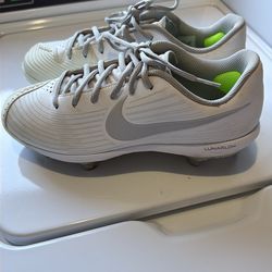 Ladies Softball Cleats