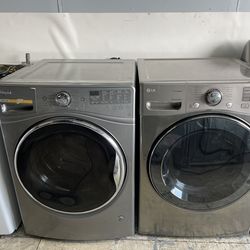Whirlpool washer and LG Electric Dryer set