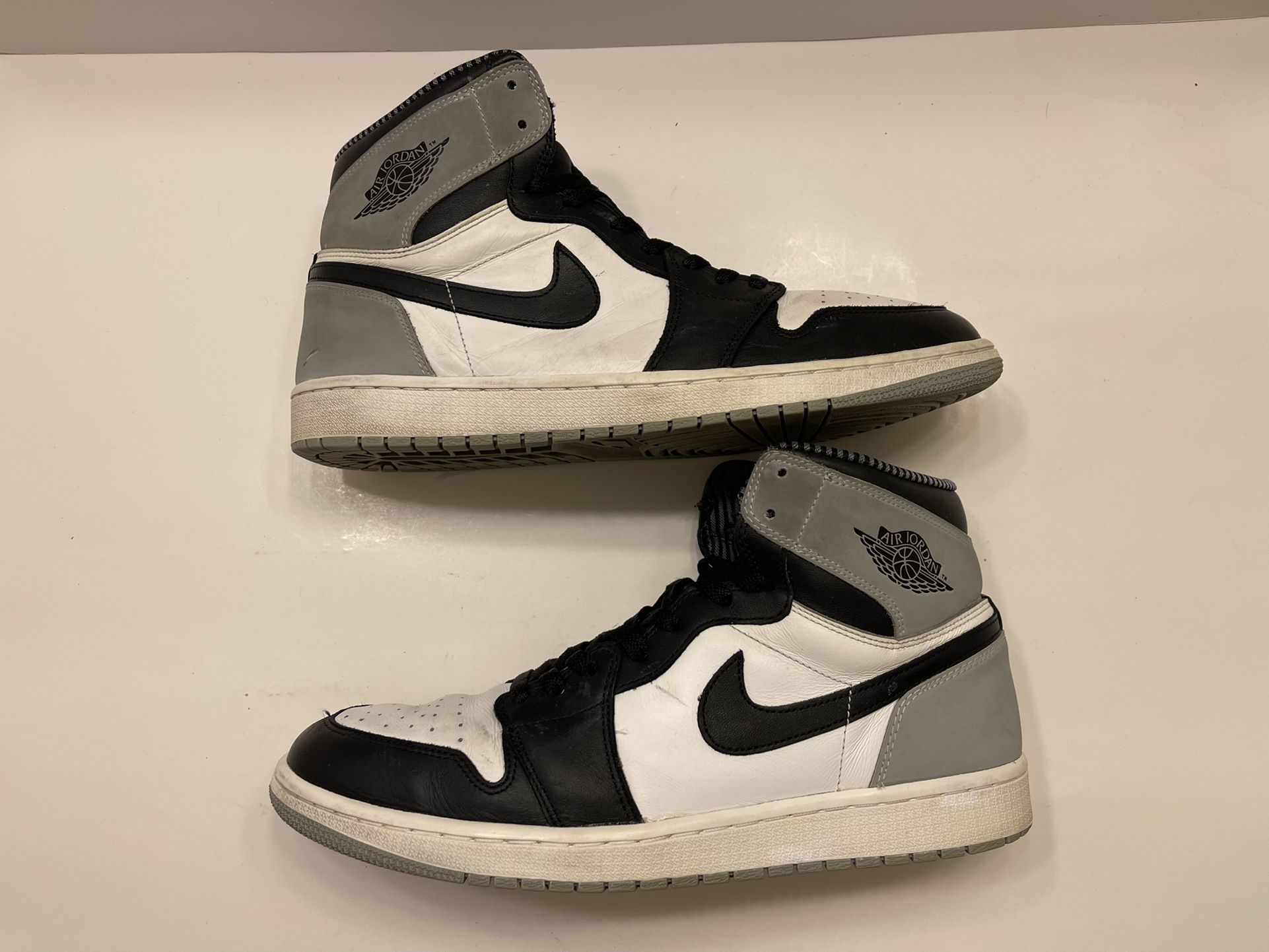 Nike Air Jordan 1 Retro High OG Barons Size 13 Grey Black  display picture 2