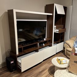 Wall Unit