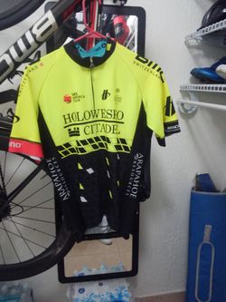 Rain Cycling Jersey Size Medium